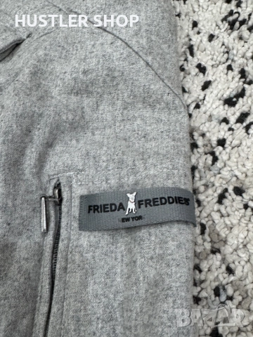 Дамско зимно палто FRIEDA & FREDDIES.Размер М, снимка 2 - Якета - 52553421