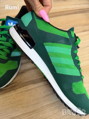 Оригинални класически маратонки adidas ZX 700! 44,5 н, снимка 5 - Маратонки - 35934987