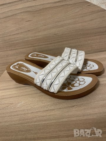 Дамски чехли