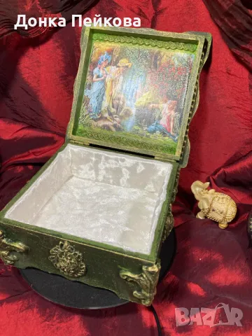 Ръчно декорирана дървена кутия за бижута, ръчна низработка, снимка 3 - Декорация за дома - 48729252