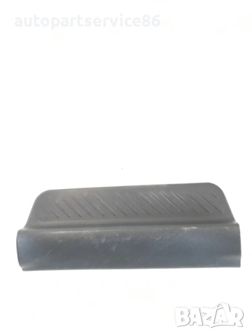 Задна дясна вътрешна лайсна на врата за Mazda 3 1.6 16V (2005) BP4K68730, снимка 2 - Части - 53670712