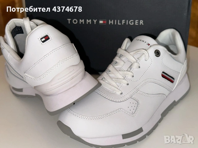 нови Tommy Hilfinger 