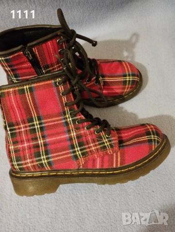 Dr.martens номер 32.