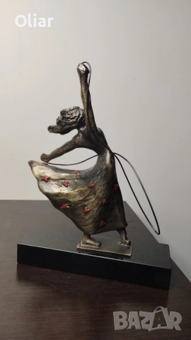Много красива и различна статуетка Танцуваща жена. , снимка 6 - Статуетки - 52841865