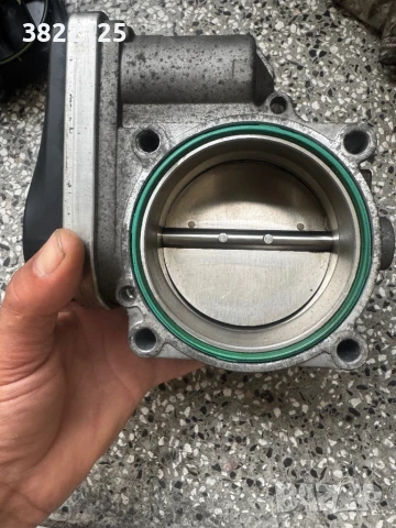 Дроселова клапа BMW e90 n52b25, снимка 4 - Части - 51056187