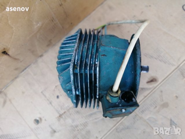 Електрически двигател със спирачка , снимка 2 - Индустриална техника - 41452926