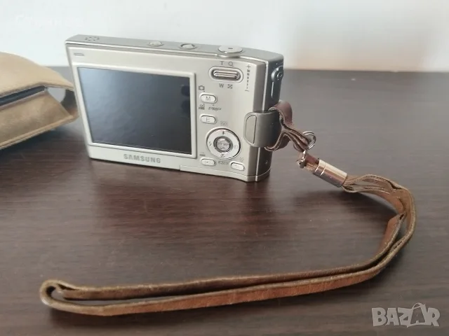 Камера SAMSUNG Digimax i6 PMP Limited Special Edition, снимка 14 - Фотоапарати - 56152040