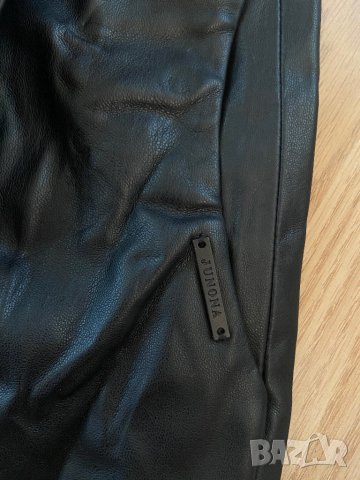 Къси кожени гащи junona, снимка 2 - Къси панталони и бермуди - 42621637