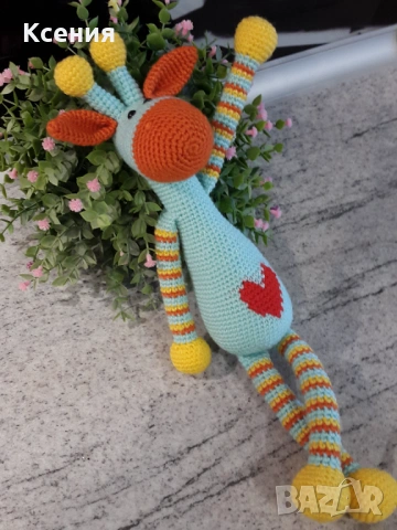 Подаръци за Св. Валентин. Плетена играчка Жираф, Ръчно изработена, Перфектен подарък, снимка 3 - Романтични подаръци - 53400265
