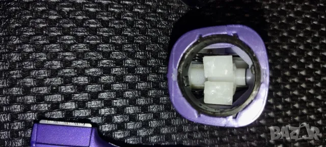 Безжичен дамски тример "Wahl" 9865 Pure Confidence + несесер и аксесоари - Без зарядно е, снимка 12 - Тримери - 49307944