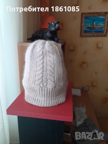 Вълнени дамски шапки, снимка 3 - Шапки - 44230182