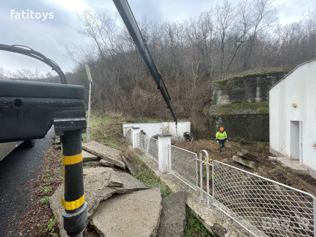 Кран Кърджали, снимка 2 - Индустриална техника - 44658170