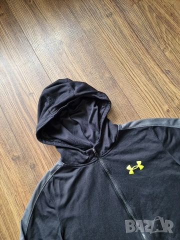 Страхотно мъжко спортно долнище горнище UNDER ARMOUR размер S/M, снимка 3 - Спортни дрехи, екипи - 52606393