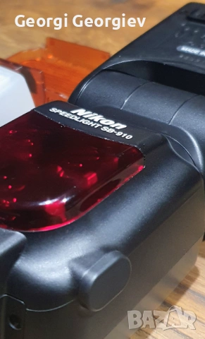 Комплект Светкавица Nikon SB-910 + TTL радиосинхронизатори (Yongnuo) за Nikon, снимка 5 - Светкавици, студийно осветление - 53092155