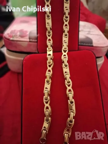 Колие и медалион от медицинска стомана