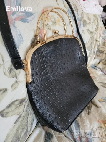 Елегантна дамска чанта, снимка 3 - Чанти - 50767629