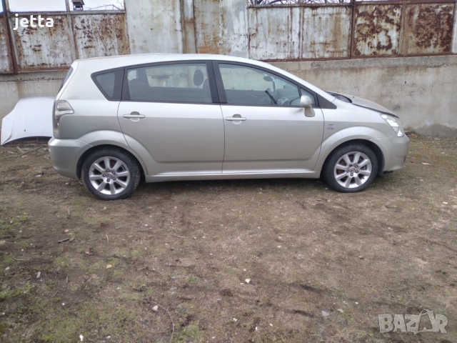 Тойота корола версо 2.0 d4d 116 на части, снимка 4 - Автомобили и джипове - 36104509