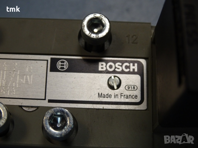 Пневматичен разпределител BOSCH 0820024502 24V DC double solenoid valve, снимка 3 - Резервни части за машини - 36170098