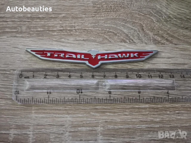 Jeep Trailhawk червена емблема малък размер, снимка 2 - Аксесоари и консумативи - 50514096