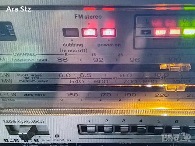 SHARP 555, снимка 2 - Радиокасетофони, транзистори - 53850299