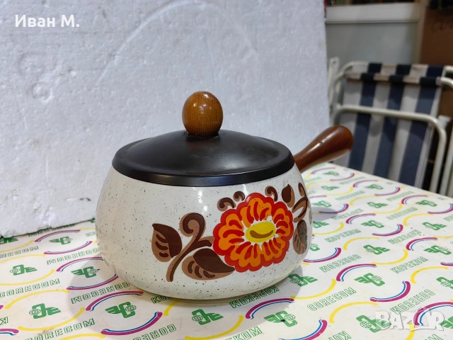 винтидж емайлирана кесарола ( тенджера) , снимка 3 - Антикварни и старинни предмети - 53416188