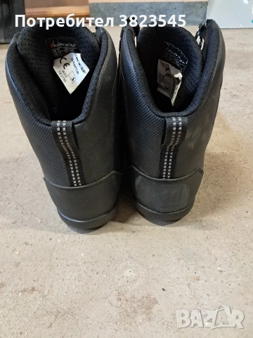 Мото боти Dainese, 44 номер , снимка 2 - Аксесоари и консумативи - 53588474
