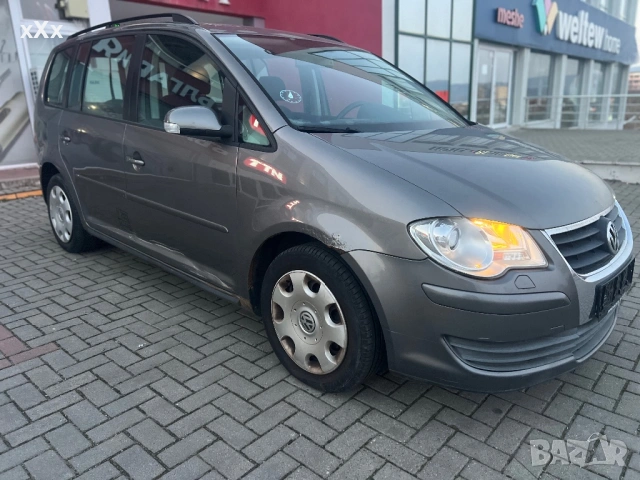 VW TOURAN/VAN 1.9 TDI 1+1, снимка 2 - Автомобили и джипове - 53165995