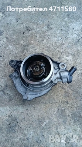 Вакум помпа  за BMW E46 2000 дизел 150к.с 2003г, снимка 2 - Части - 53667751