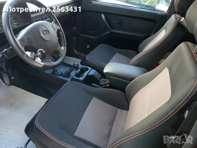 Lada Urban 2018 , снимка 10 - Автомобили и джипове - 56068497