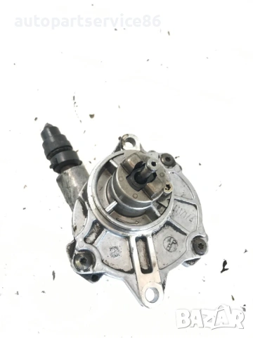 Вакуумна помпа за Mercedes Sprinter 311 CDI (2004) A6112300265, снимка 3 - Части - 53862203