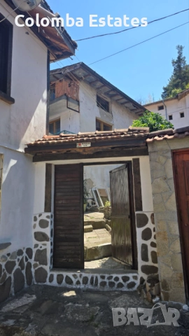 Двуетажна масивна къща с 1/2 дк двор в гр. Смолян, снимка 8 - Къщи - 51523427