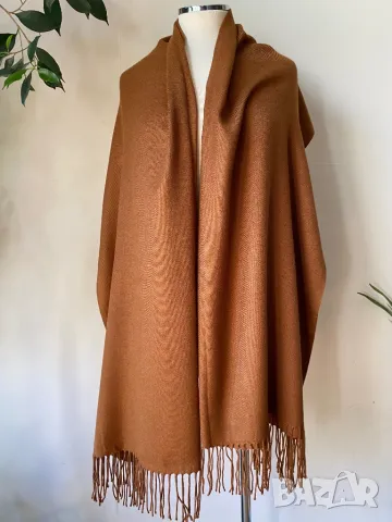 Кафяв, голям Шал от 100 % кашмир, цвят светъл карамел, снимка 6 - Шалове - 47508377