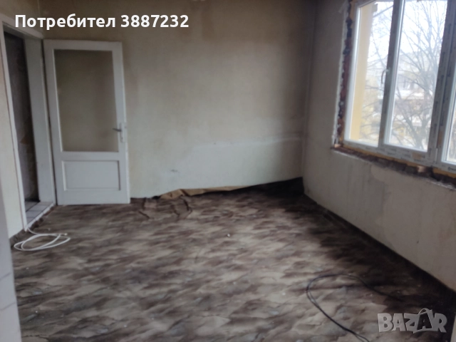 Продавам тухлен апартамент в идеален център, снимка 2 - Апартаменти - 52923234