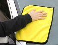 Силно абсорбираща микрофибърна кърпа - За кола и прозорци, 30/40 см, снимка 1 - Аксесоари и консумативи - 41816613