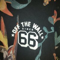 VANS Of the Wall size M , снимка 2 - Тениски - 40901536