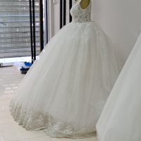 ПРОМО нова Разкошна пищна турска сватбена булчинска рокля , снимка 5 - Сватбени рокли - 44551698