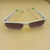 Слънчеви очила Foster Grant, снимка 1 - Слънчеви и диоптрични очила - 44456041