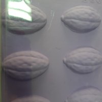 Силиконова форма за орехчета- орех силиконов молд за фондан, снимка 3 - Форми - 40046081