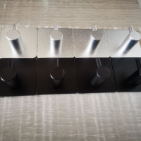 Закачалки за баня кухня черни сребристи алуминиеви с 3М лепки, снимка 2 - Други - 36405145