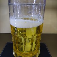 Халба чаша горяма тумбеста - изглежда винаги пълна, замръзва в камерата и се пие все ледена бира , снимка 4 - Декорация за дома - 41144819