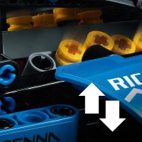 LEGO® Technic 42123 - McLaren Senna GTR™, снимка 7 - Конструктори - 42606149
