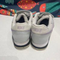 Детски маратонки Nike - 34 номер, снимка 5 - Детски маратонки - 39258643