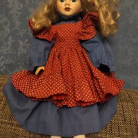 Порцеланова кукла стара ръчна изработка , снимка 1 - Колекции - 34145877