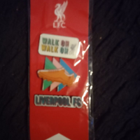 Значки на футболен клуб " Ливърпул", снимка 1 - Колекции - 36299575