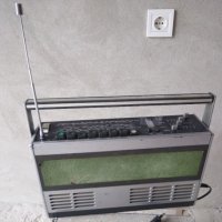 Ретро радио касетофон  TELEFUNKEN bajazzo compact 101, снимка 2 - Радиокасетофони, транзистори - 41423888