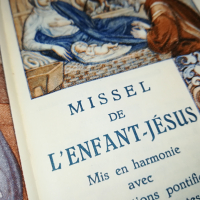 MISSEL DE L ENFANT-JESUS GOLD-ВНОС FRANCE 1103241724, снимка 5 - Антикварни и старинни предмети - 44715741