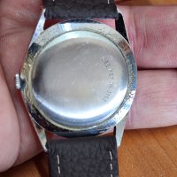 часовник tissot  швейцарски , снимка 2 - Мъжки - 41964368