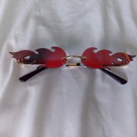 Слънчеви очила пламъци в червен/оранжев цвят, снимка 3 - Слънчеви и диоптрични очила - 33822961
