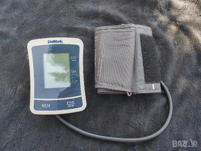 Апарат за измерване на кръвно налягане UniMark. , снимка 1