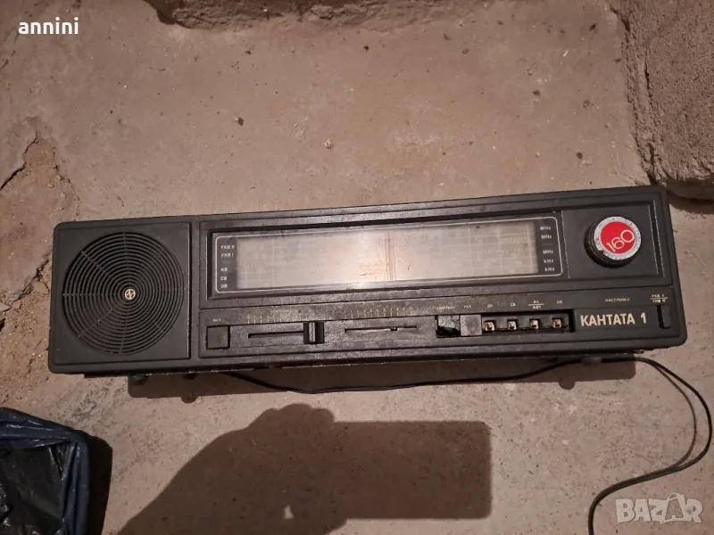 старо радио  и  касетофон стар  , снимка 1
